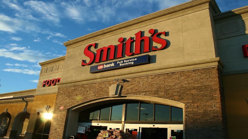 Smith's Food & Drug in Las Vegas near Worre Studios