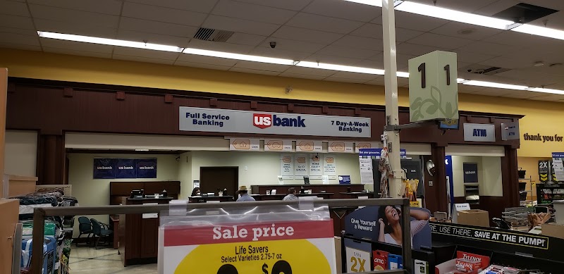 U.S. Bank – in-store in Las Vegas near Worre Studios